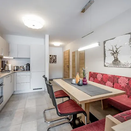 Zeitlos Hotel apartamentowy Längenfeld